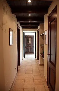 Отель Le Grotte Dei Saraceni 3*