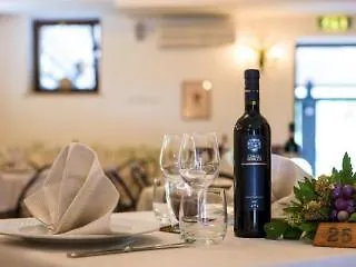 Le Grotte Dei Saraceni 3* Sant'Omero